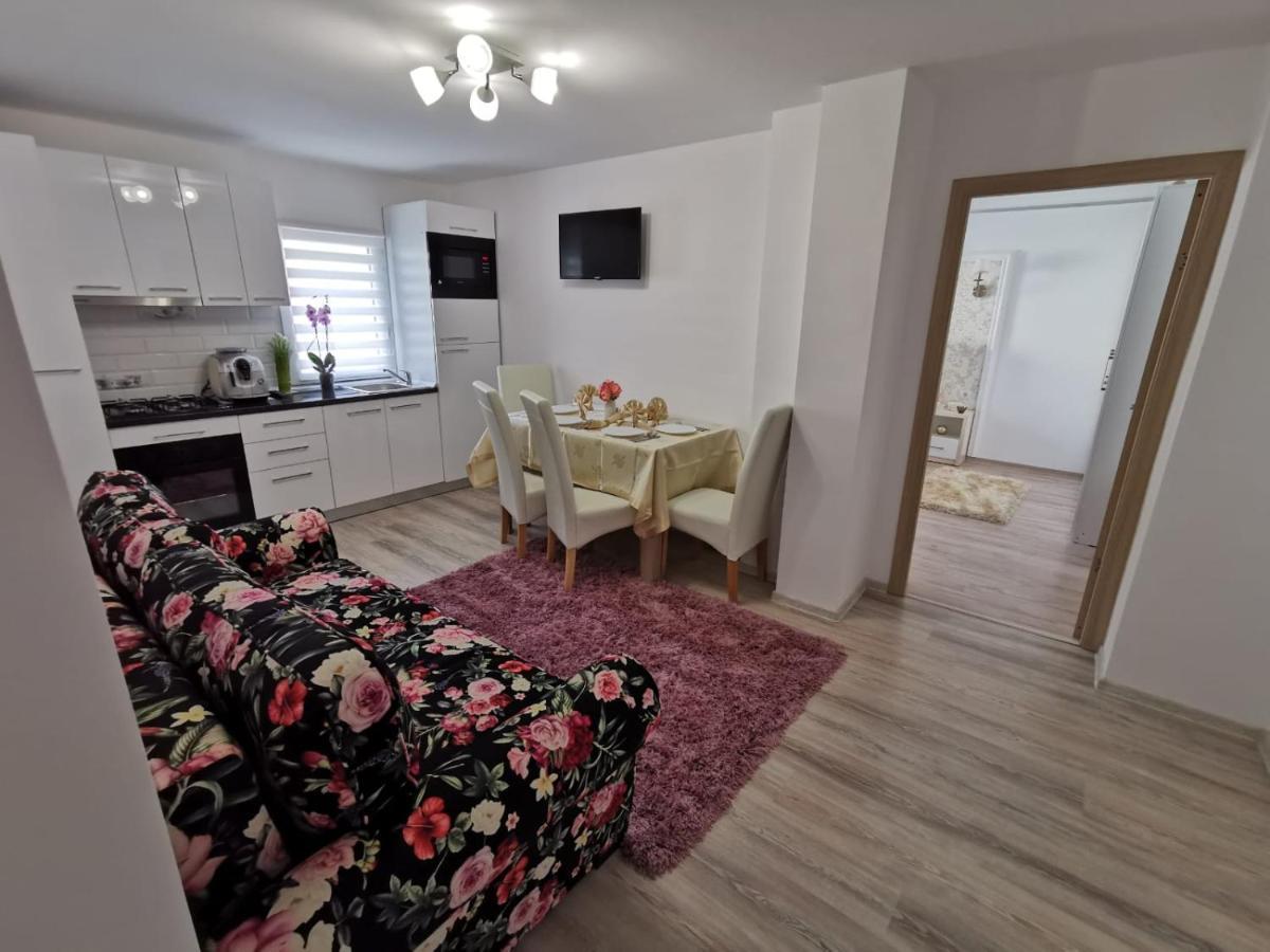 Apartament Gold Luxury Tîrgu Ocna المظهر الخارجي الصورة
