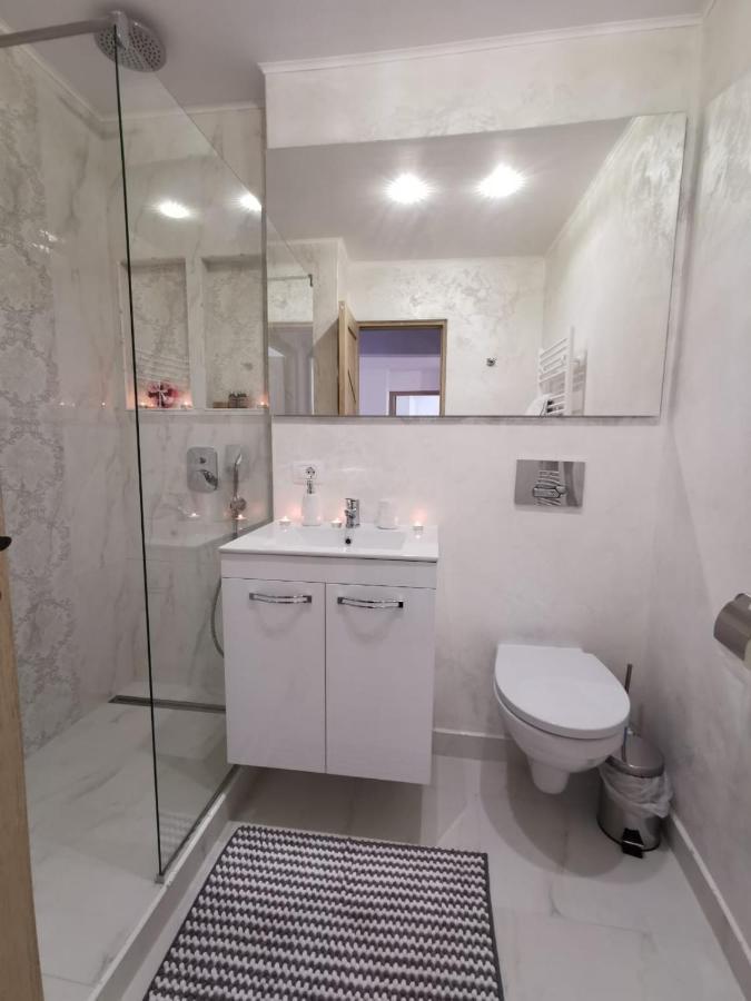 Apartament Gold Luxury Tîrgu Ocna المظهر الخارجي الصورة