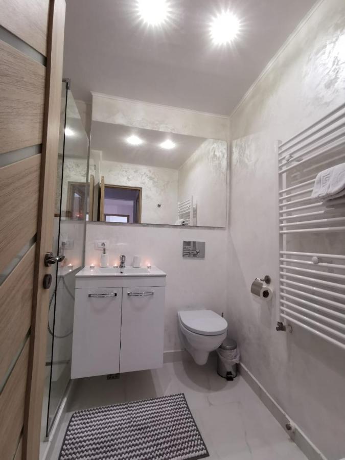 Apartament Gold Luxury Tîrgu Ocna المظهر الخارجي الصورة