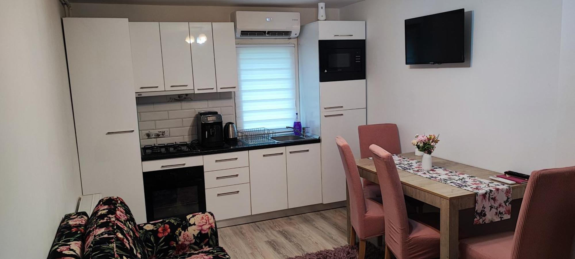 Apartament Gold Luxury Tîrgu Ocna المظهر الخارجي الصورة